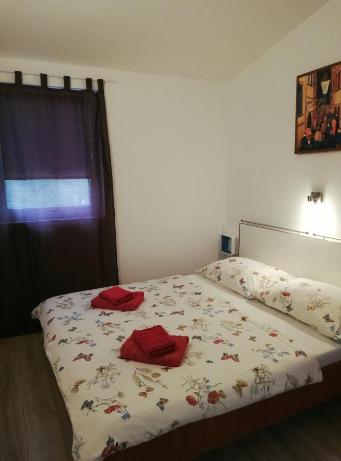Apartment Anita Fažana Eksteriør billede